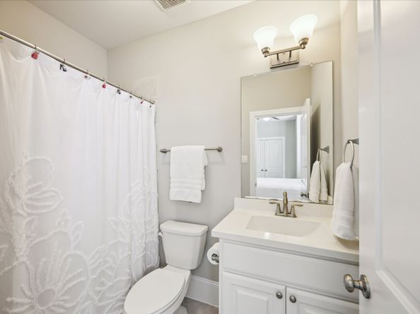 6735 Highclere Manor Lane, Houston TX 77055