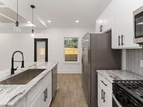 6730 Paris Street A/B, Houston TX 77021