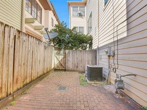 1429 Utah Street, Houston TX 77007