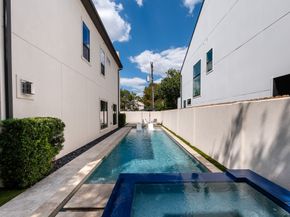 1409 Indiana Street, Houston TX 77006