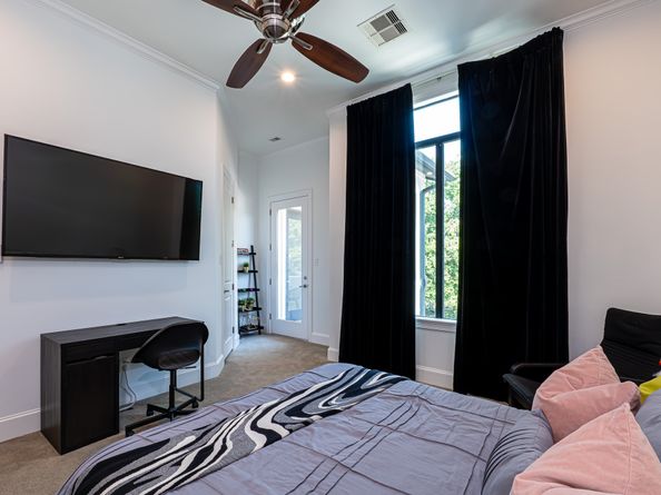 1409 Indiana Street, Houston TX 77006