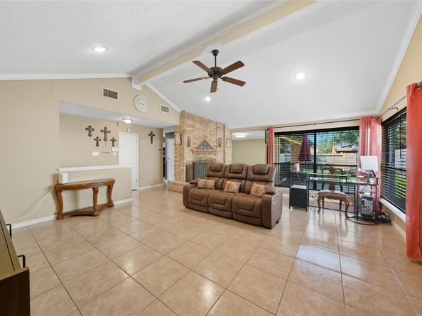 15318 Evergreen Place Drive, Houston TX 77083