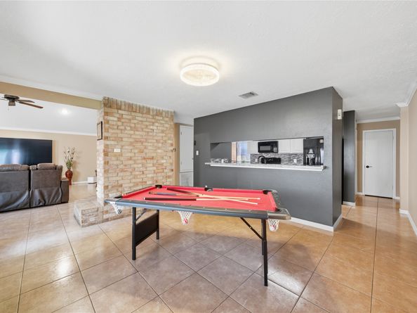 15318 Evergreen Place Drive, Houston TX 77083