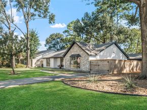 5906 Lawn Lane, Houston TX 77088