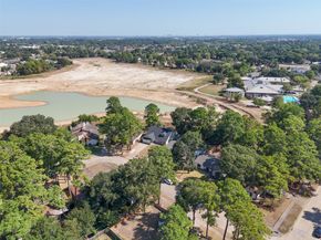 5906 Lawn Lane, Houston TX 77088