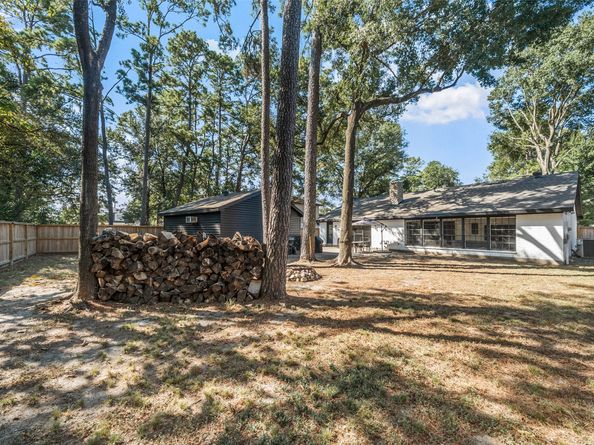 5906 Lawn Lane, Houston TX 77088