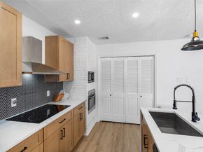 5906 Lawn Lane, Houston TX 77088