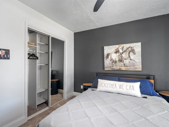 5906 Lawn Lane, Houston TX 77088