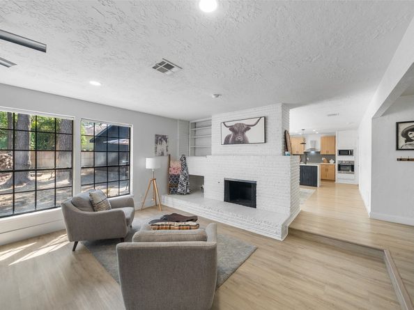 5906 Lawn Lane, Houston TX 77088