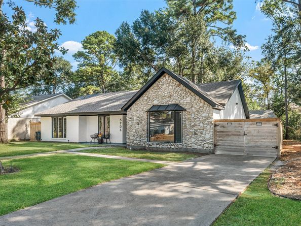 5906 Lawn Lane, Houston TX 77088