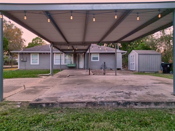 545 Henke Street, Houston TX 77020
