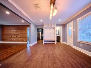 545 Henke Street, Houston TX 77020