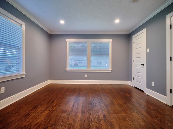 545 Henke Street, Houston TX 77020