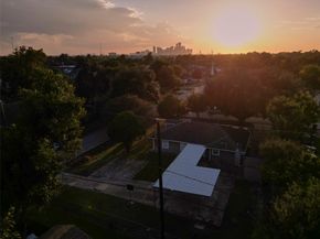 545 Henke Street, Houston TX 77020