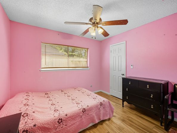 6310 Manx Street, Houston TX 77083