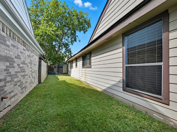 6310 Manx Street, Houston TX 77083