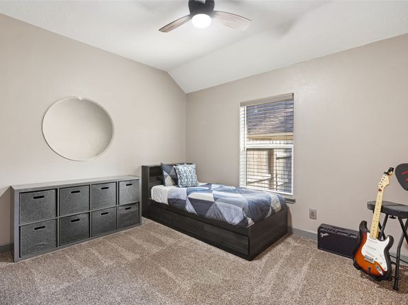 1319 Pine Trl, Tomball TX 77375