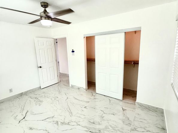 7118 Edgemoor Drive, Houston TX 77074
