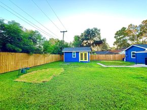 7118 Edgemoor Drive, Houston TX 77074