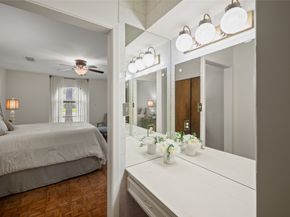 1906 Spillers Lane, Houston TX 77043