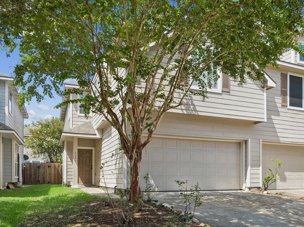 6051 Yorkglen Manor Lane, Houston TX 77084