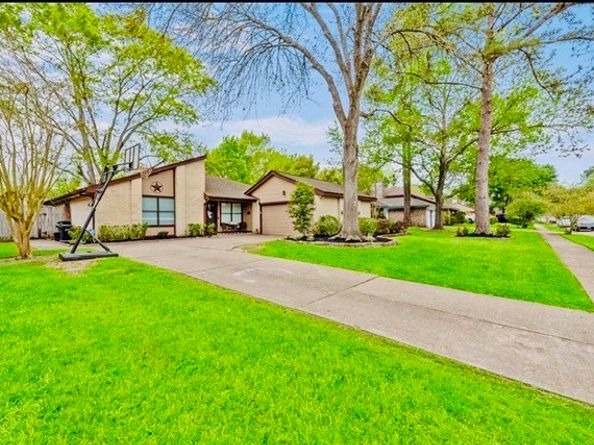 13315 Birdcall Lane, Cypress TX 77429
