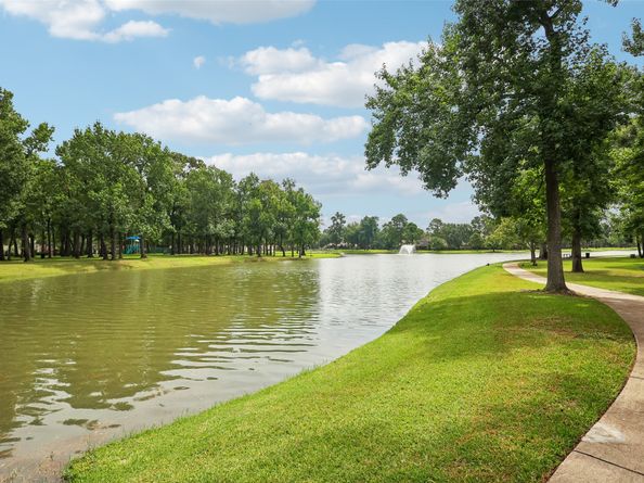 14326 Chartley Falls Drive, Houston TX 77044