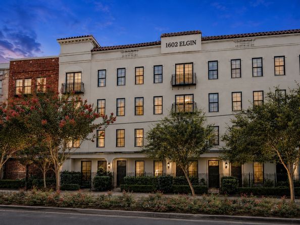 1602 Elgin Street 6, Houston TX 77004