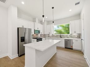 1412 Cedar Post Ln, Houston TX 77055