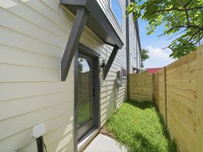 1412 Cedar Post Ln, Houston TX 77055