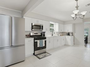5638 Simsdale Street, Houston TX 77033