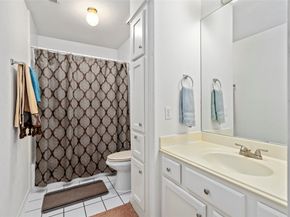 16 Fosters Court, Sugar Land TX 77479