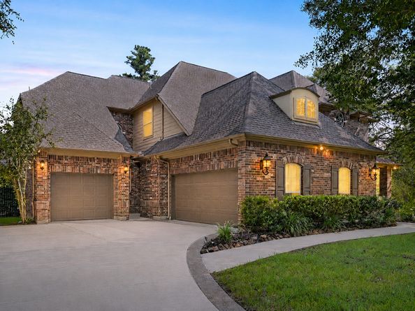 90 Player Oaks Place, The Woodlands TX 77382