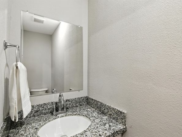 4112 Majestic Street B, Houston TX 77026