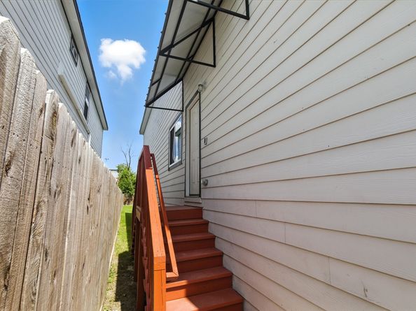 4112 Majestic Street B, Houston TX 77026