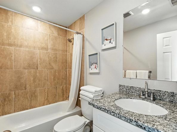 4112 Majestic Street B, Houston TX 77026