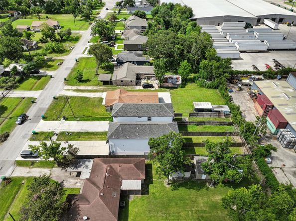 4112 Majestic Street B, Houston TX 77026