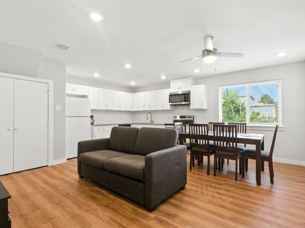 4112 Majestic Street B, Houston TX 77026