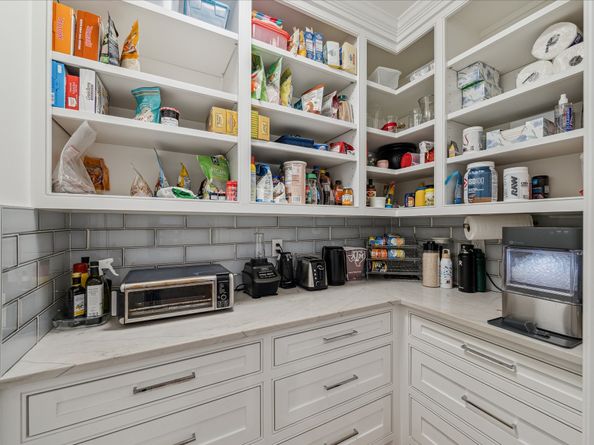 2835 W Wildwind Circle, Spring TX 77380