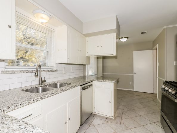 7126 Lugary Drive, Houston TX 77036