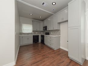 9305 Kentshire Drive, Houston TX 77078