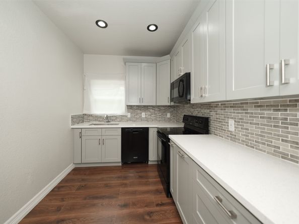 9305 Kentshire Drive, Houston TX 77078