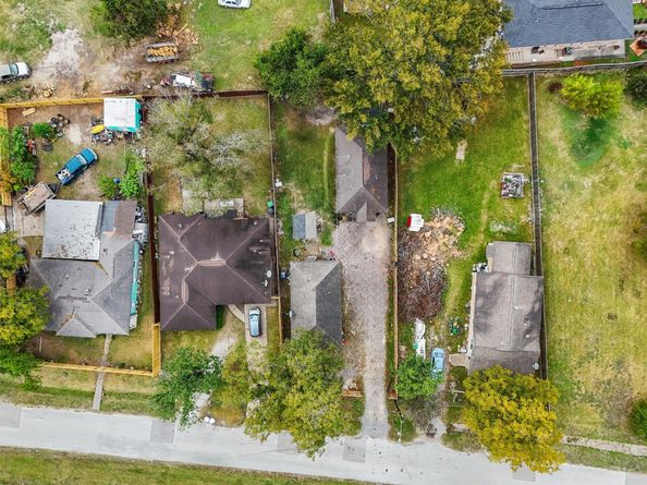 4611 W Hunting Street, Houston TX 77026