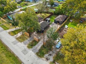 4611 W Hunting Street, Houston TX 77026