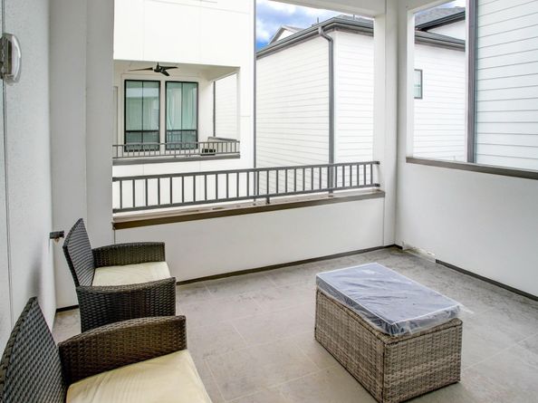 2804 Grand Fountains Drive C, Houston TX 77054