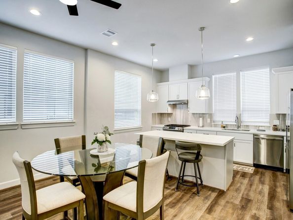 2804 Grand Fountains Drive C, Houston TX 77054