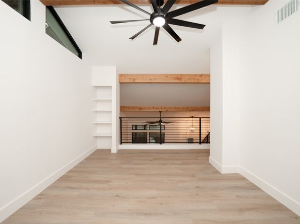 203 S Pathfinders Circle, The Woodlands TX 77381