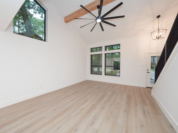 203 S Pathfinders Circle, The Woodlands TX 77381