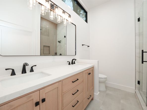 203 S Pathfinders Circle, The Woodlands TX 77381