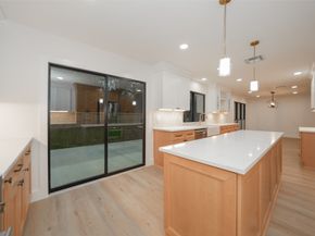 203 S Pathfinders Circle, The Woodlands TX 77381